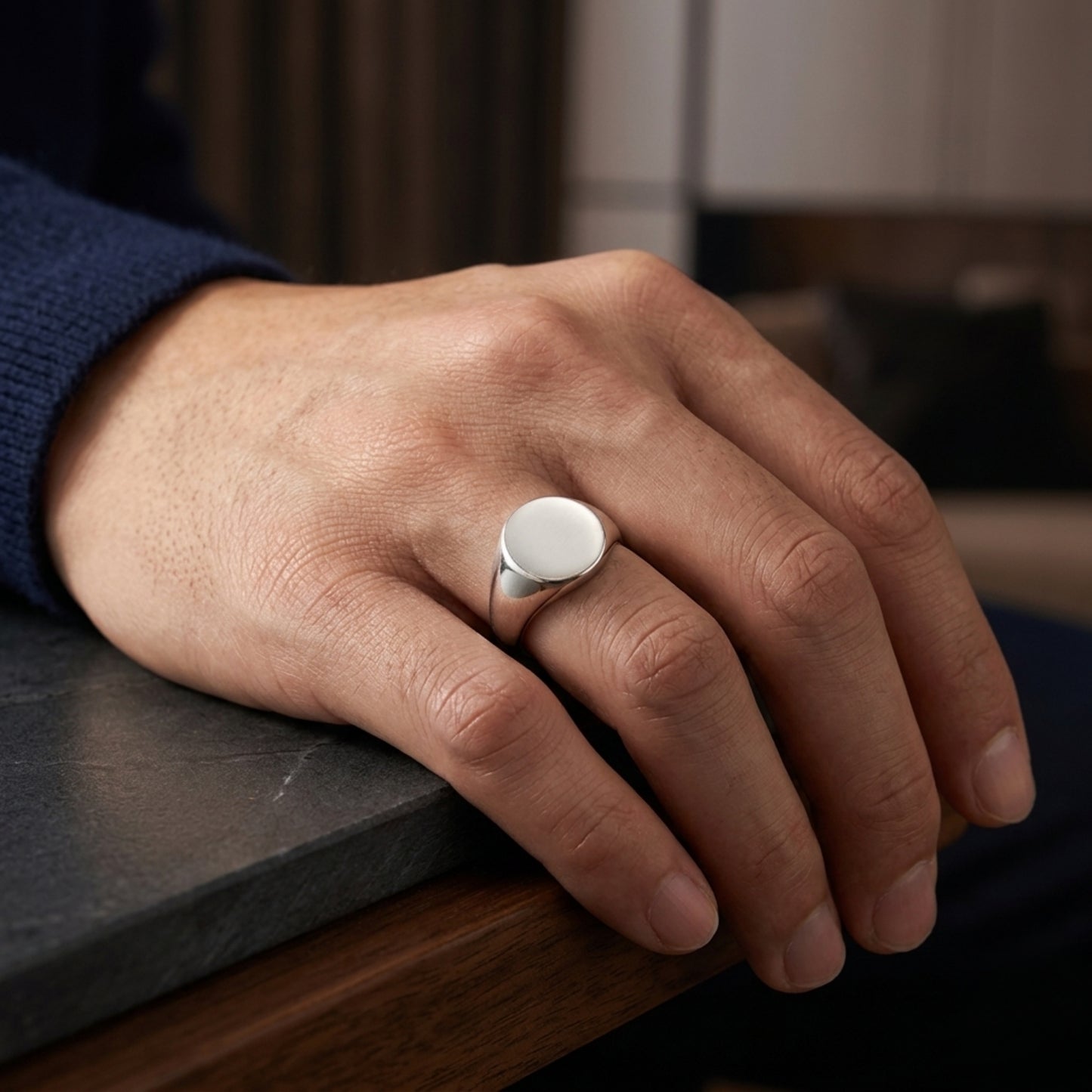 Minimal Round Signet Ring – Sleek Flat Top Band